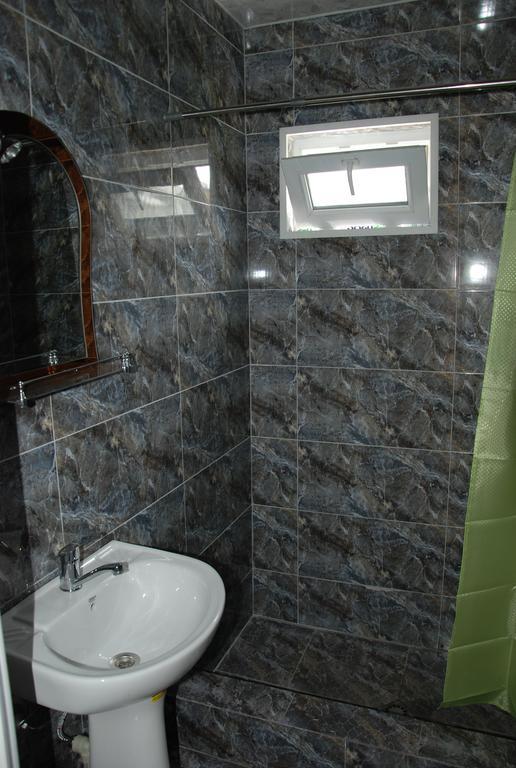 Gogi Jafaridze'S Guesthouse Mestia Esterno foto