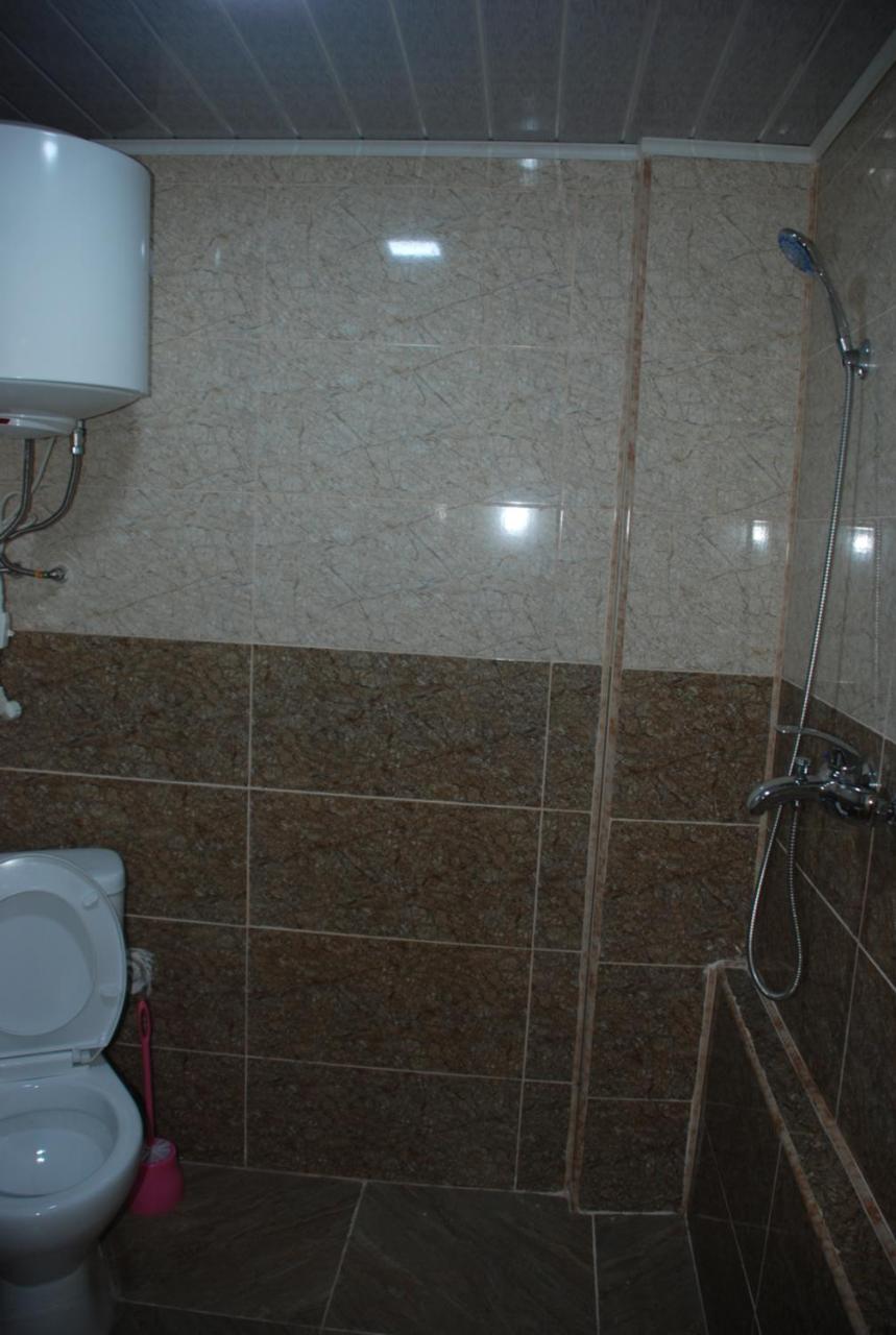 Gogi Jafaridze'S Guesthouse Mestia Esterno foto