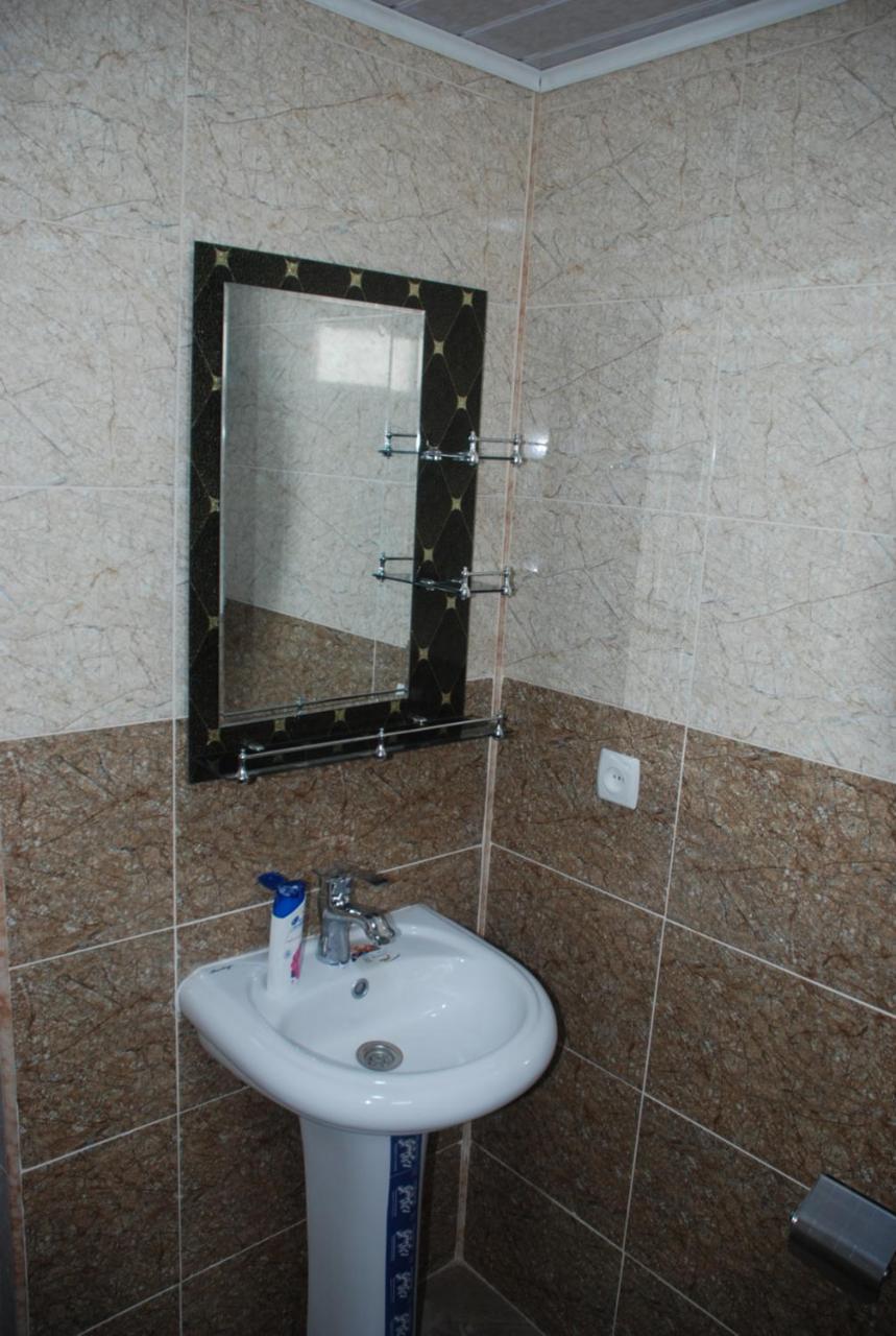 Gogi Jafaridze'S Guesthouse Mestia Esterno foto